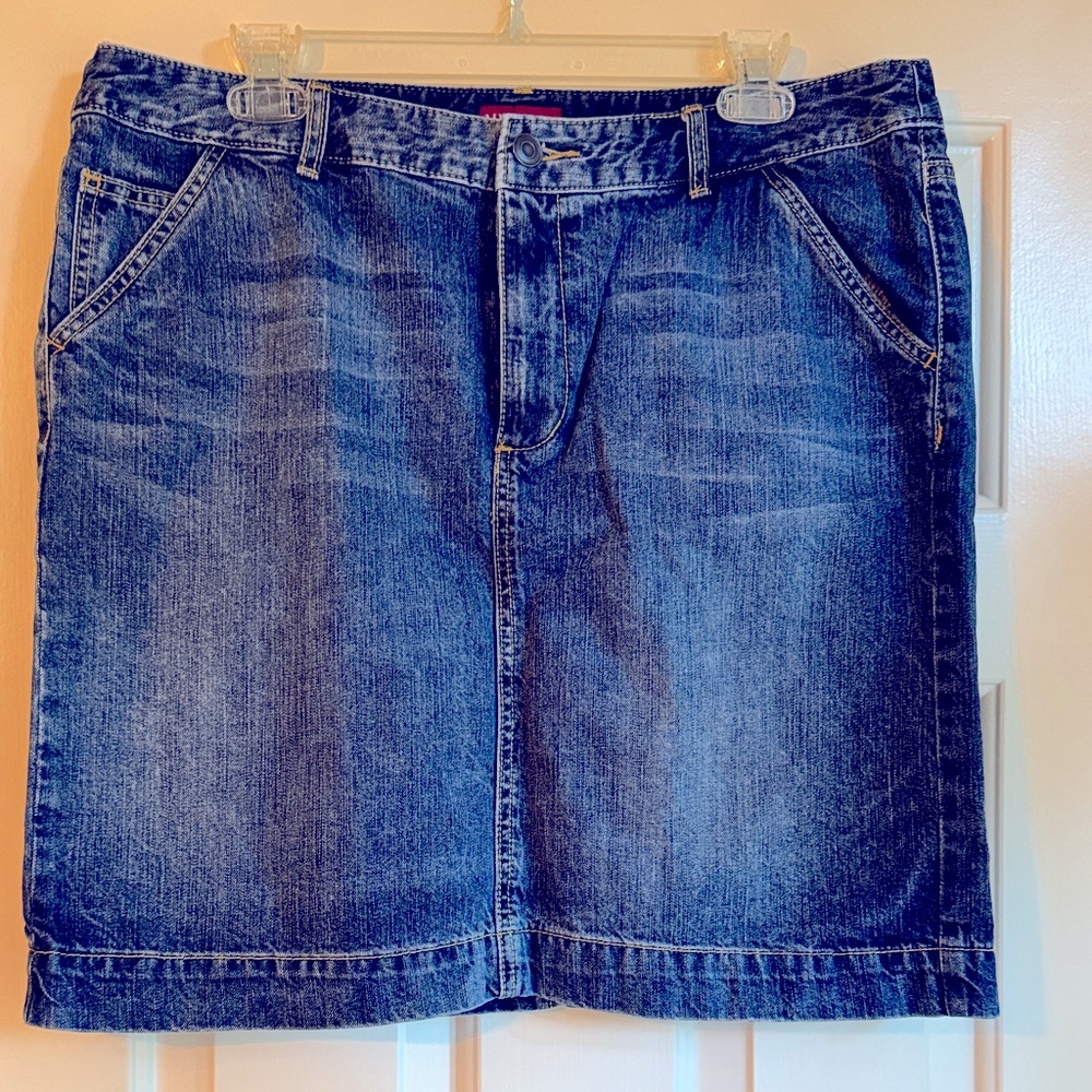 Merona Dark Wash Blue Denim Skirt